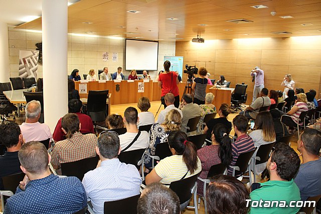 Diplomas Labor: un paso hacia la empleabilidad y Labor 2.0: Garanta Juvenil - 15