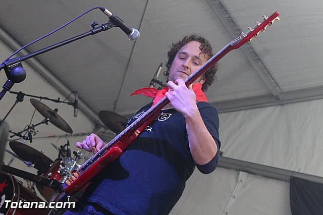 Inauguracin Feria de Noche - Concierto Discordia - 15