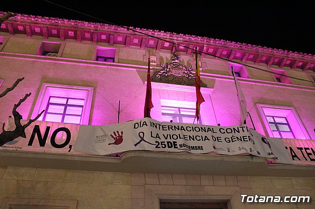 Concentracin y marcha contra la Violencia de Gnero y lectura del manifiesto institucional 2018 - 5