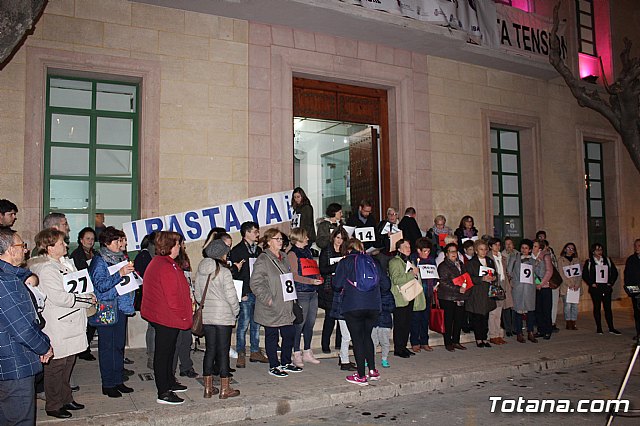 Concentracin y marcha contra la Violencia de Gnero y lectura del manifiesto institucional 2018 - 10