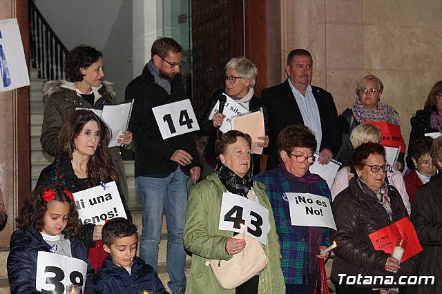 Concentracin y marcha contra la Violencia de Gnero y lectura del manifiesto institucional 2018 - 14