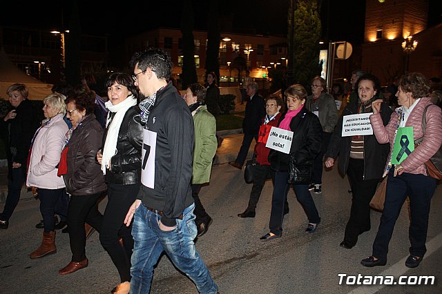Concentracin y marcha contra la Violencia de Gnero y lectura del manifiesto institucional 2018 - 43