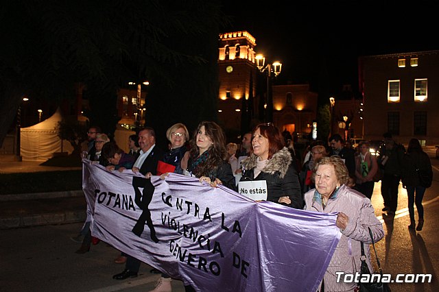 Concentracin y marcha contra la Violencia de Gnero y lectura del manifiesto institucional 2018 - 48