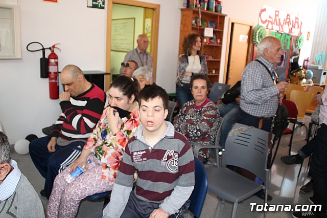 La Orquesta de La Dolorosa visita los centros de da para personas con enfermedad mental - 13