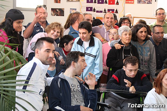 La Orquesta de La Dolorosa visita los centros de da para personas con enfermedad mental - 36