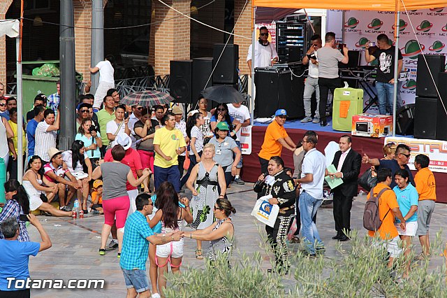 Totana canta por Ecuador - 8