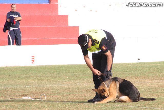 Exhibicin Guas Caninos Detectores de Drogas - 44