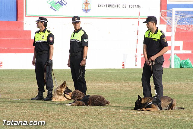 Exhibicin Guas Caninos Detectores de Drogas - 51