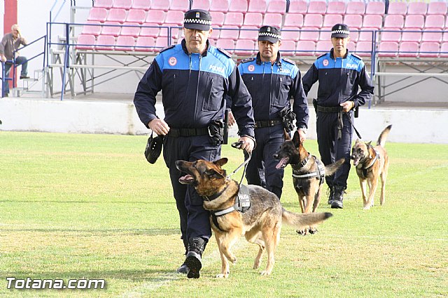 Exhibicin Guas Caninos Detectores de Drogas - 68