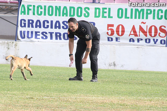 Exhibicin Guas Caninos Detectores de Drogas - 93