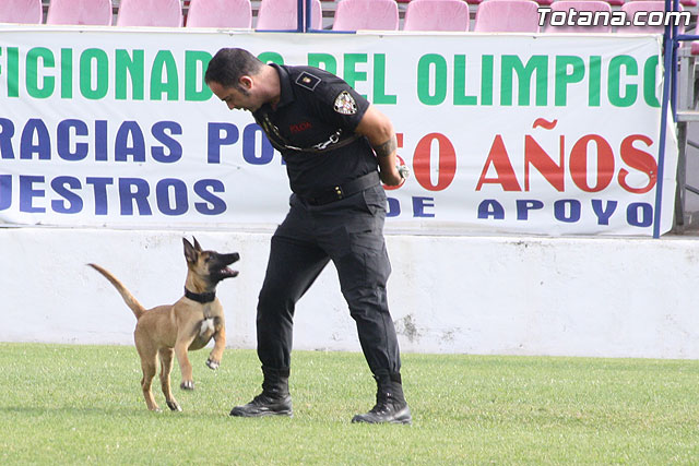 Exhibicin Guas Caninos Detectores de Drogas - 94