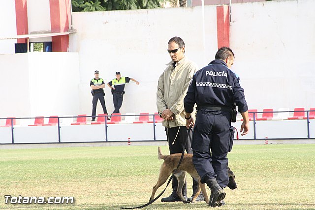 Exhibicin Guas Caninos Detectores de Drogas - 133