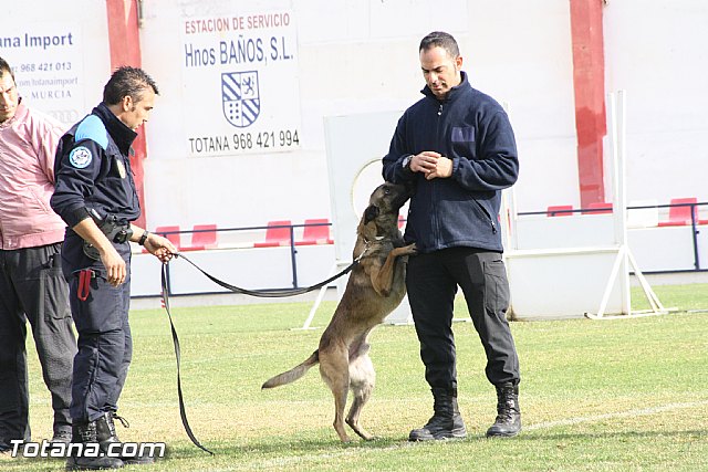 Exhibicin Guas Caninos Detectores de Drogas - 136