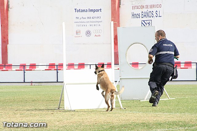 Exhibicin Guas Caninos Detectores de Drogas - 184