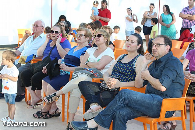 Fiesta fin de curso. Escuela infantil Clara Campoamor 2015 - 2