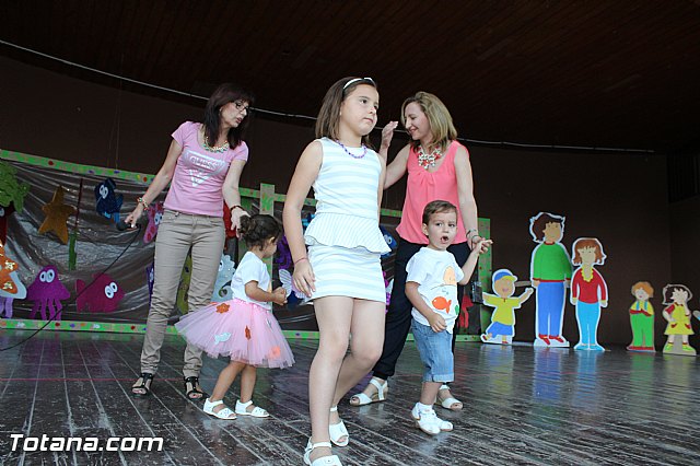 Fiesta fin de curso. Escuela infantil Clara Campoamor 2015 - 172
