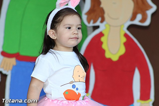 Fiesta fin de curso. Escuela infantil Clara Campoamor 2015 - 201