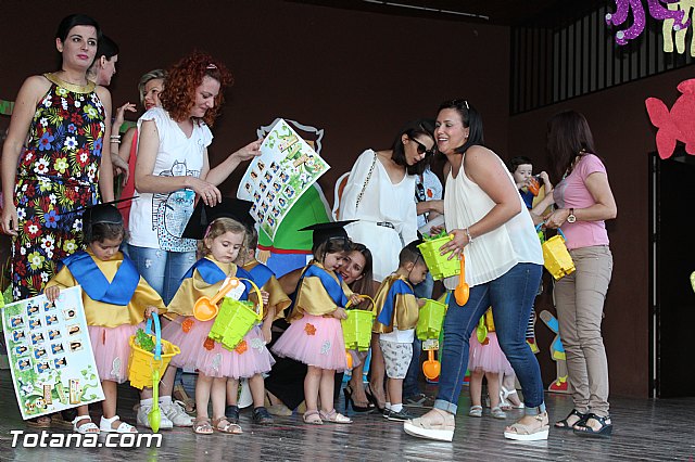 Fiesta fin de curso. Escuela infantil Clara Campoamor 2015 - 271
