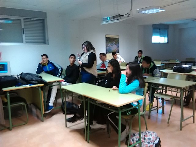 Proyecto EJE. IES Juan de la Cierva y Codornu - 38