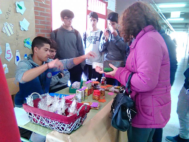 Proyecto EJE. IES Juan de la Cierva y Codornu - 103