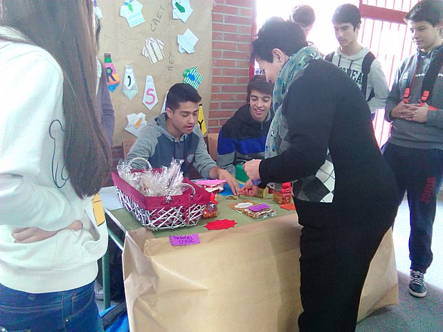 Proyecto EJE. IES Juan de la Cierva y Codornu - 106