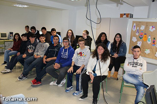 Proyecto EJE. IES Juan de la Cierva y Codornu - 5