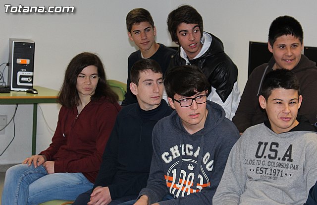 Proyecto EJE. IES Juan de la Cierva y Codornu - 6