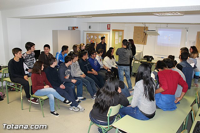 Proyecto EJE. IES Juan de la Cierva y Codornu - 9