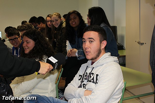 Proyecto EJE. IES Juan de la Cierva y Codornu - 12