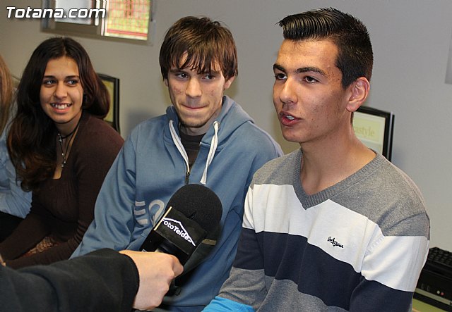 Proyecto EJE. IES Juan de la Cierva y Codornu - 27