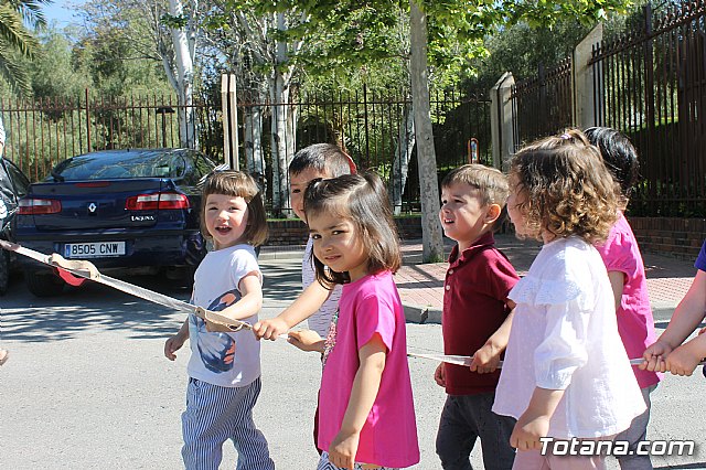 Cuerpos de Seguridad y Servicios de Emergencias asisten a la Escuela Infantil Clara Campoamor 2019 - 11