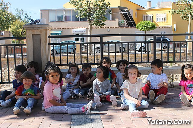 Cuerpos de Seguridad y Servicios de Emergencias asisten a la Escuela Infantil Clara Campoamor 2019 - 21