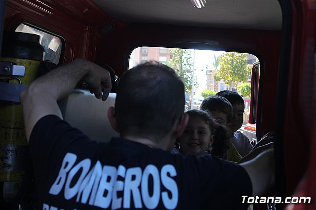 Cuerpos de Seguridad y Servicios de Emergencias asisten a la Escuela Infantil Clara Campoamor 2019 - 44