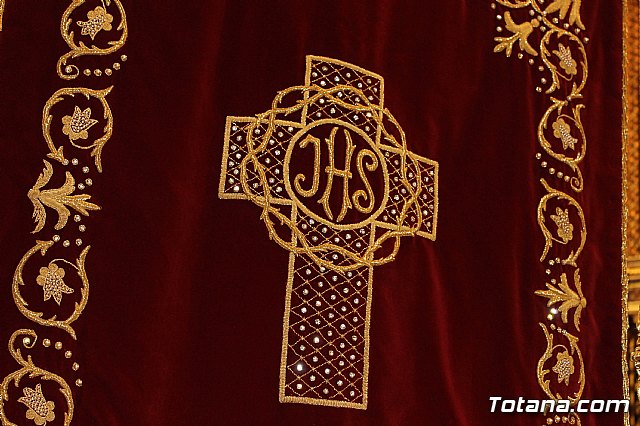 Imposicin de escapularios Cristo de la Agona y Virgen de la Esperanza 2017 - 17