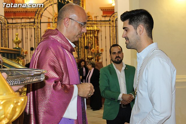 Imposicin de escapularios Cristo de la Agona y Virgen de la Esperanza 2015 - 34