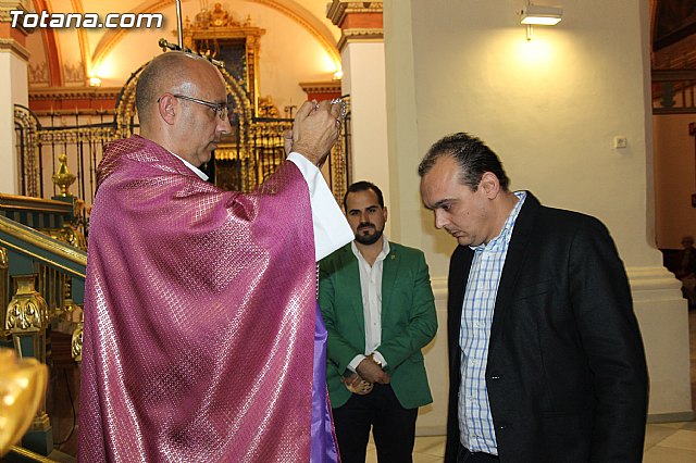 Imposicin de escapularios Cristo de la Agona y Virgen de la Esperanza 2015 - 41