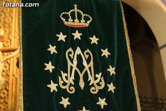 Imposicin de escapularios Cristo de la Agona y Virgen de la Esperanza 2015 - 74