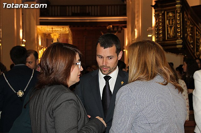 Imposicin de escapularios Cristo de la Agona y Virgen de la Esperanza 2015 - 76