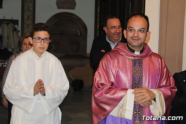 Imposicin de escapularios Cristo de la Agona y Virgen de la Esperanza 2019 - 20