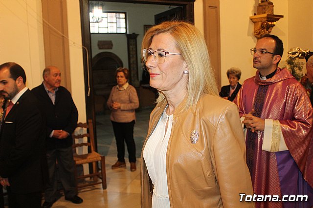 Imposicin de escapularios Cristo de la Agona y Virgen de la Esperanza 2019 - 21