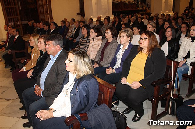 Imposicin de escapularios Cristo de la Agona y Virgen de la Esperanza 2019 - 62