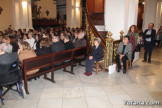 Imposicin de escapularios Cristo de la Agona y Virgen de la Esperanza 2019 - 64