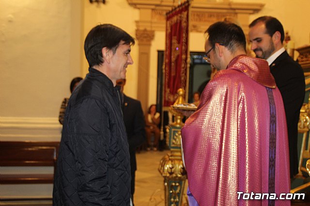 Imposicin de escapularios Cristo de la Agona y Virgen de la Esperanza 2019 - 99