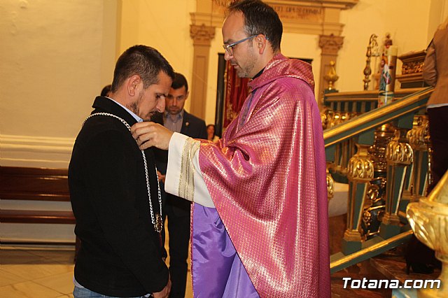 Imposicin de escapularios Cristo de la Agona y Virgen de la Esperanza 2019 - 105