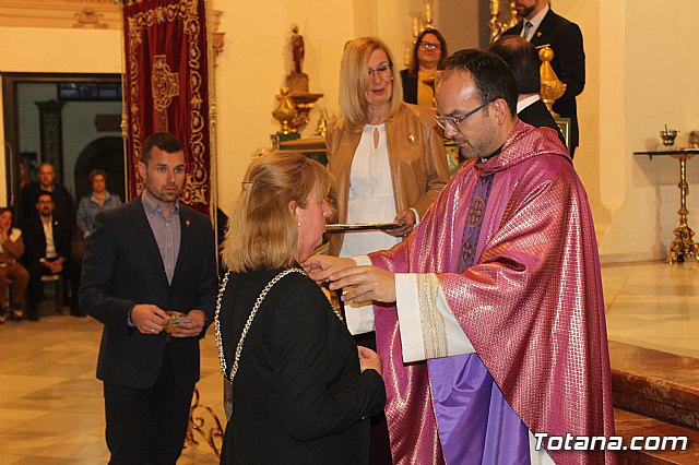 Imposicin de escapularios Cristo de la Agona y Virgen de la Esperanza 2019 - 108