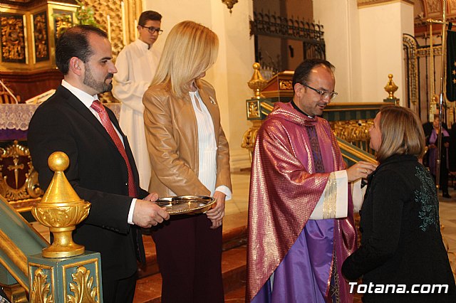 Imposicin de escapularios Cristo de la Agona y Virgen de la Esperanza 2019 - 131