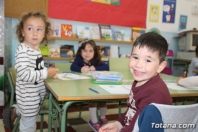 30 nios y nias participan en la Escuela de Semana Santa Holidays 3.0 - 9