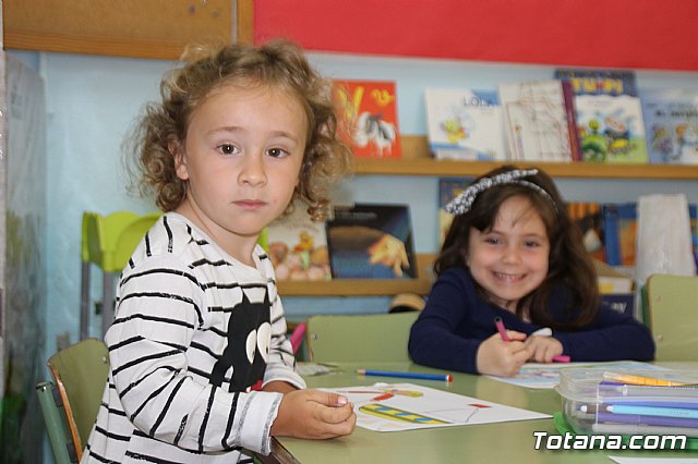 30 nios y nias participan en la Escuela de Semana Santa Holidays 3.0 - 10