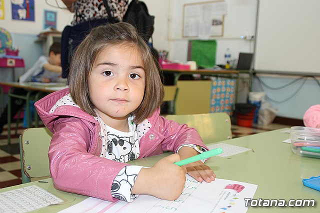 30 nios y nias participan en la Escuela de Semana Santa Holidays 3.0 - 13