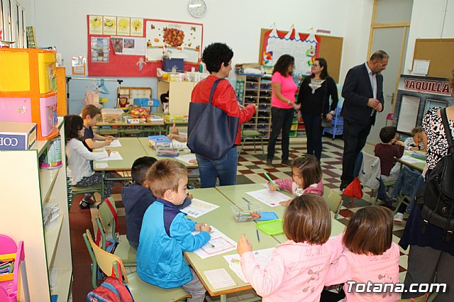 30 nios y nias participan en la Escuela de Semana Santa Holidays 3.0 - 18